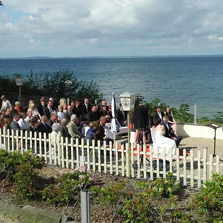 Отель Strandhotel Steinberghaff *