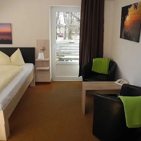 Отель Strandhotel Steinberghaff Штайнберг